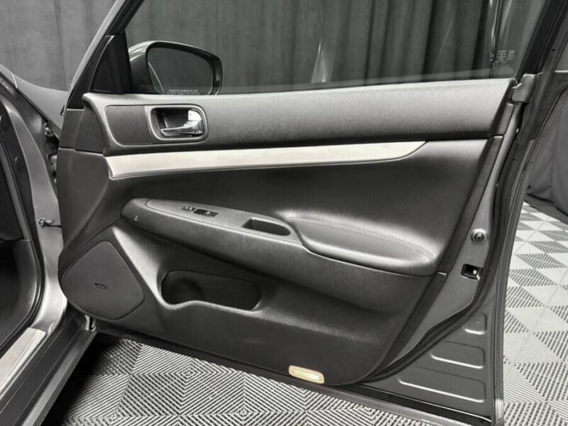 2013 Infiniti G37 Sedan x