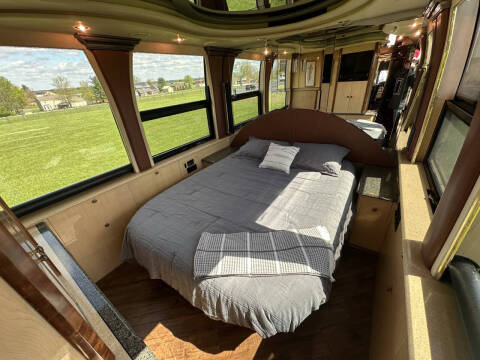 2001 Prevost Liberty