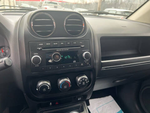 2012 Jeep Compass Sport