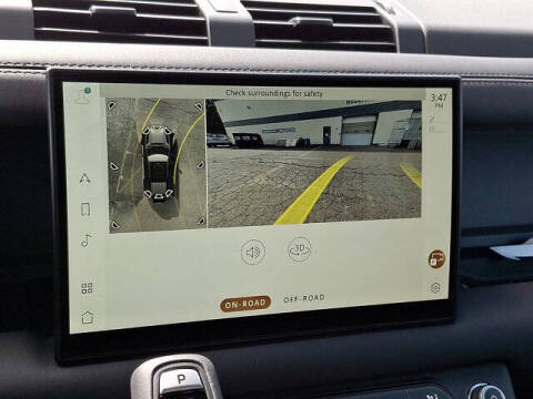 2025 Land Rover Defender 110 P500 X-Dynamic SE