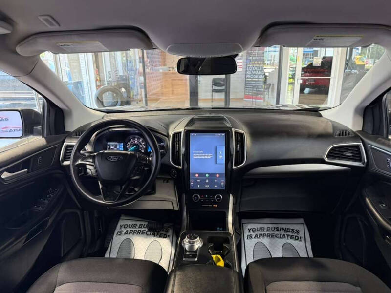 2024 Ford Edge SE