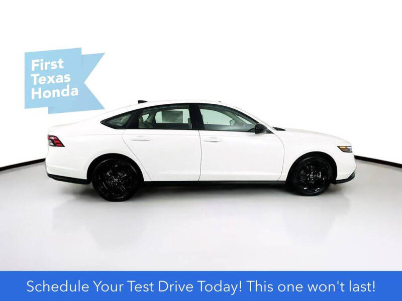 2025 Honda Accord SE