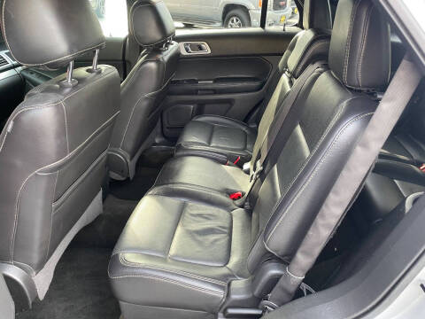 2014 Ford Explorer Sport