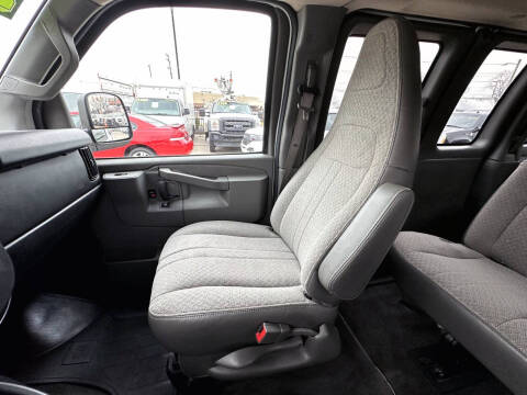 2016 Chevrolet Express LT 3500