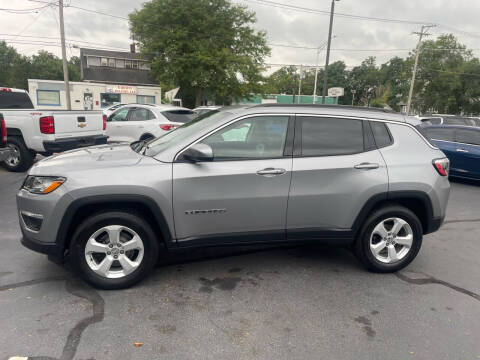 2018 Jeep Compass for sale at Aurora Auto Center Inc in Aurora IL