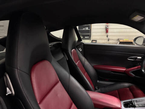 2017 Porsche 718 Cayman S