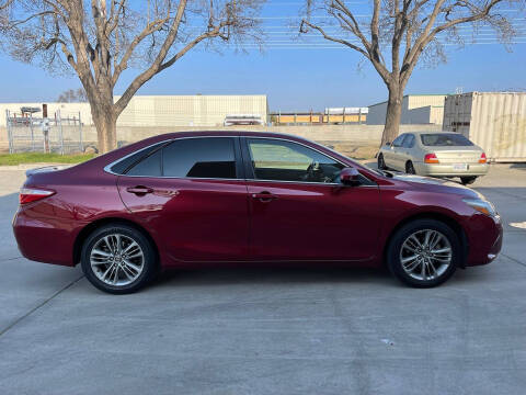 2017 Toyota Camry SE