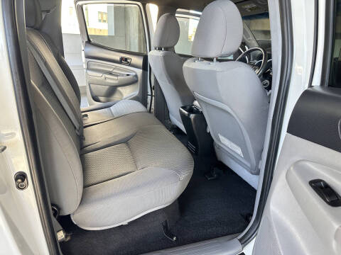 2013 Toyota Tacoma PreRunner V6