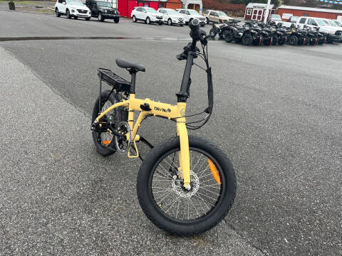 2025 Benelli E-Fold 500