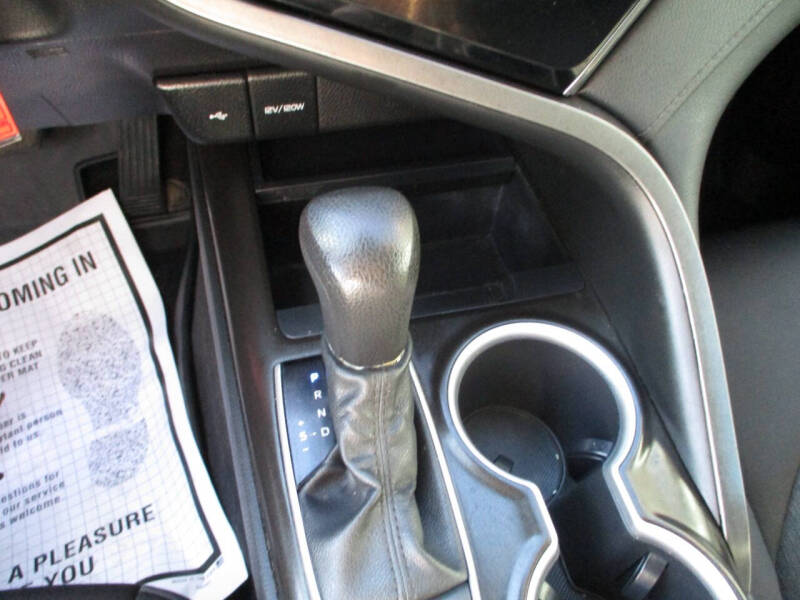 2021 Toyota Camry LE