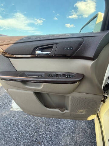 2015 GMC Acadia Denali