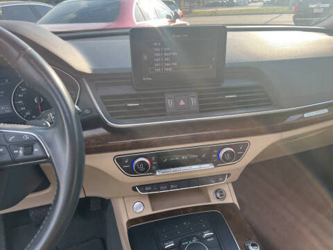 2018 Audi Q5 2.0T quattro Premium