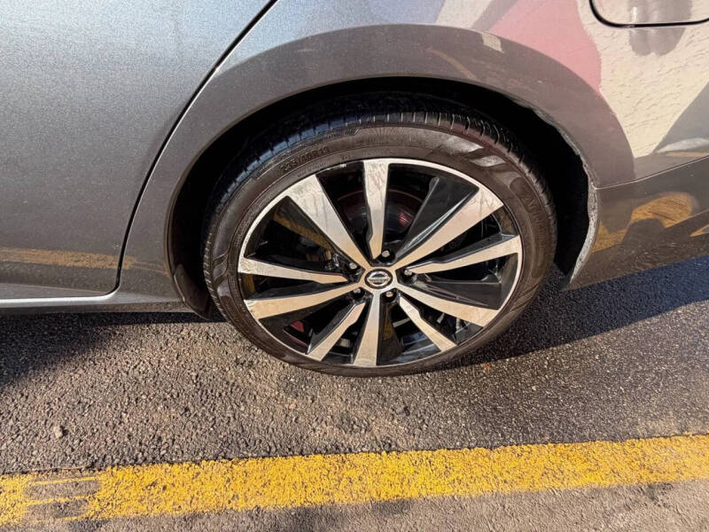 2019 Nissan Altima 2.5 SR