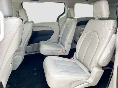 2019 Chrysler Pacifica Touring L Plus