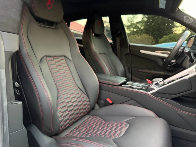 2022 Lamborghini Urus