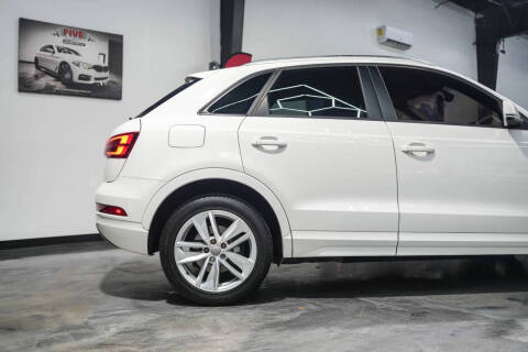 2017 Audi Q3 2.0T Premium