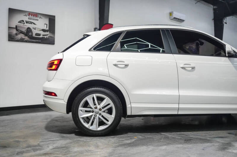 2017 Audi Q3 2.0T Premium