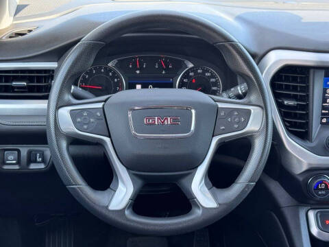 2022 GMC Acadia SLE