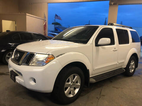 2012 Nissan Pathfinder for sale at Eden Cars Inc in Hollywood FL