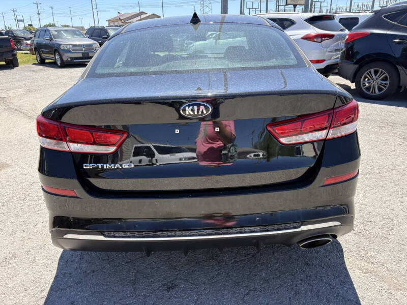 2020 Kia Optima LX