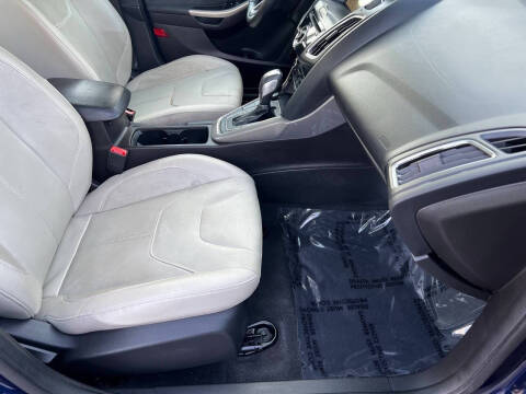2017 Ford Focus Titanium