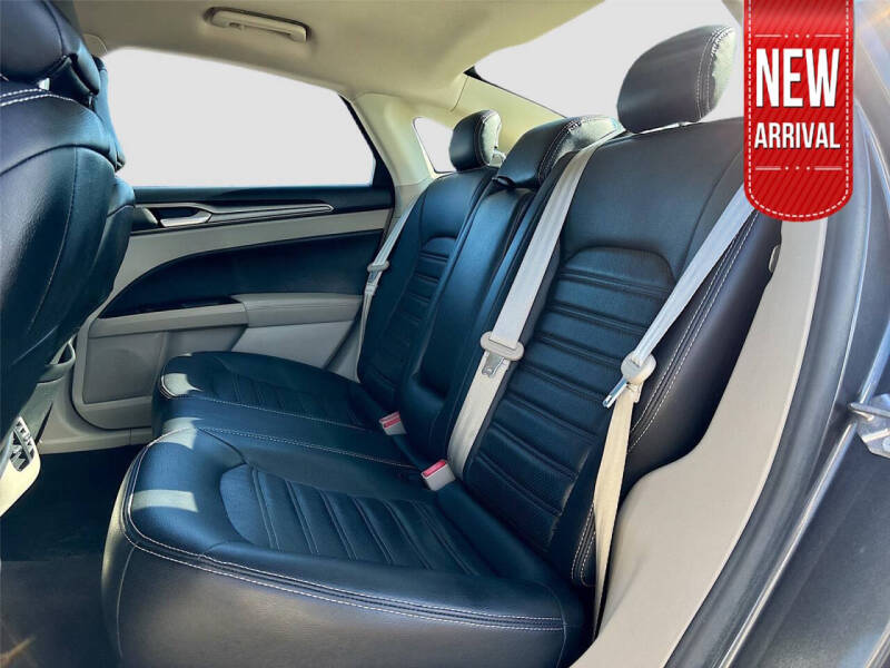 2019 Ford Fusion Hybrid SE