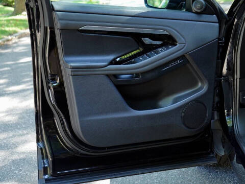 2020 Land Rover Range Rover Evoque SE