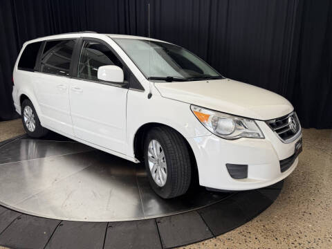 2012 Volkswagen Routan SE