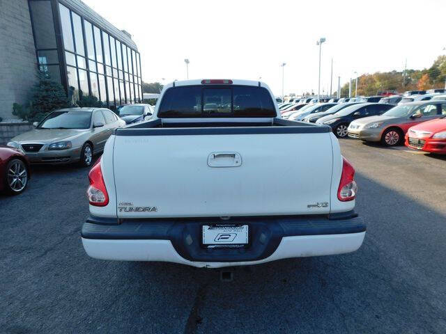 2004 Toyota Tundra