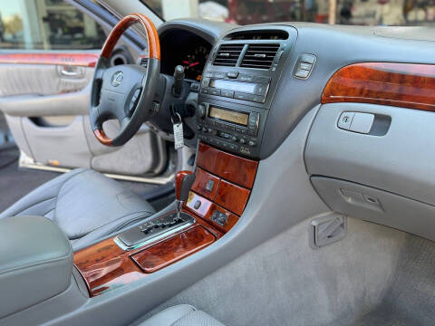 2003 Lexus LS 430
