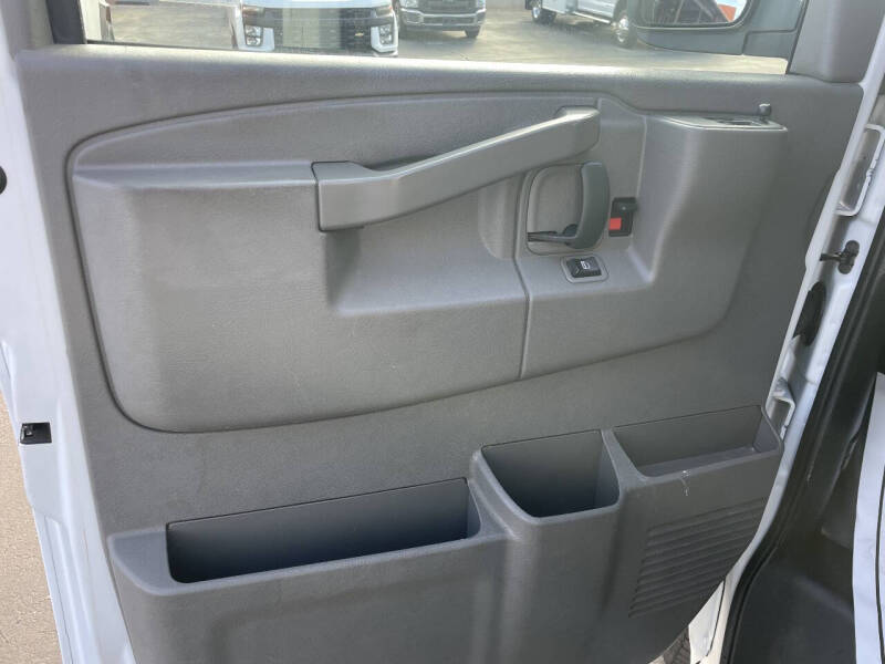 2019 Chevrolet Express 2500