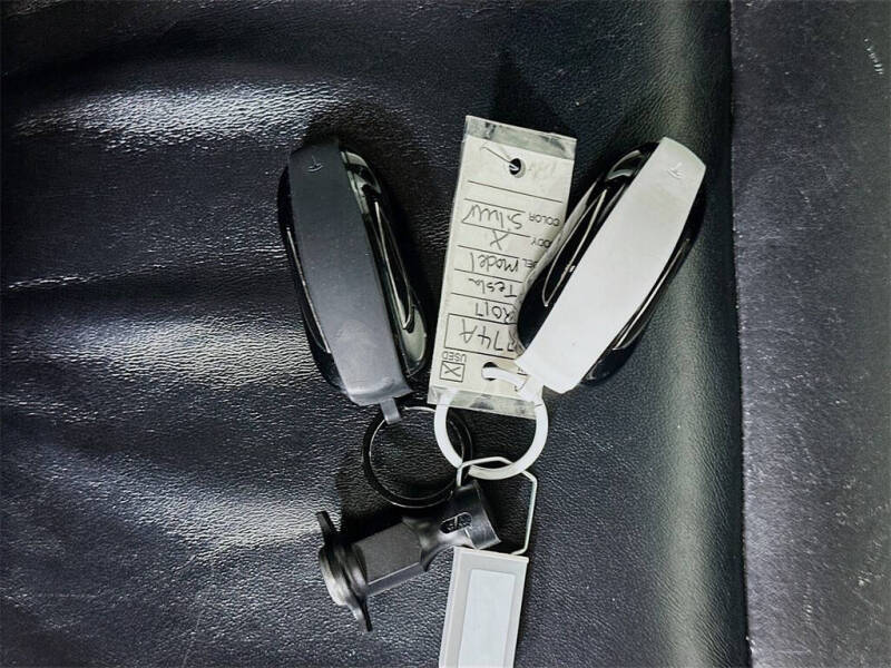 2017 Tesla Model X 75D