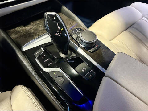 2017 BMW 5 Series 540i