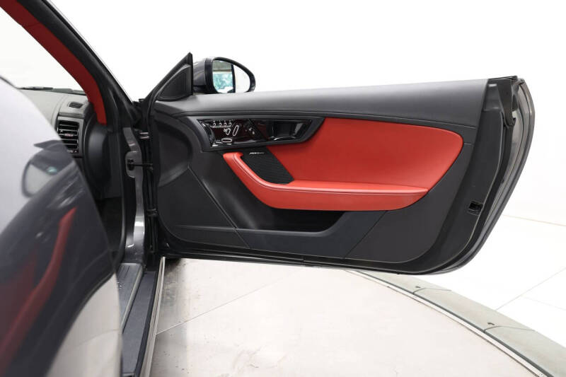 2019 Jaguar F-TYPE P340