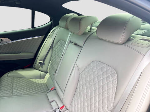 2023 Genesis G70