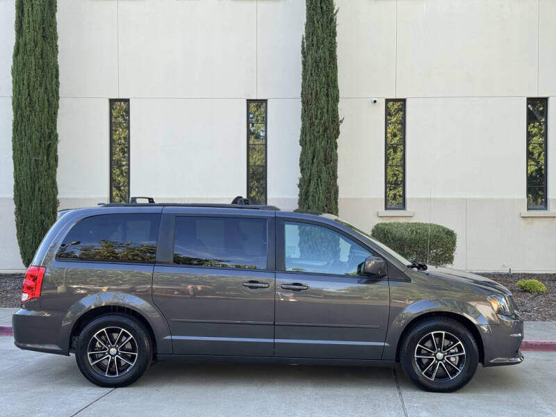 2017 Dodge Grand Caravan GT