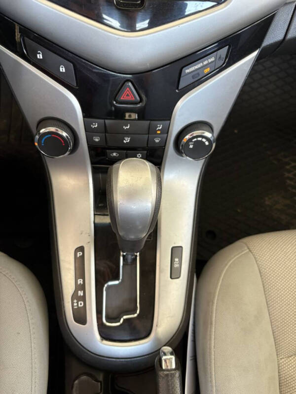 2012 Chevrolet Cruze 1FL - Photo 12