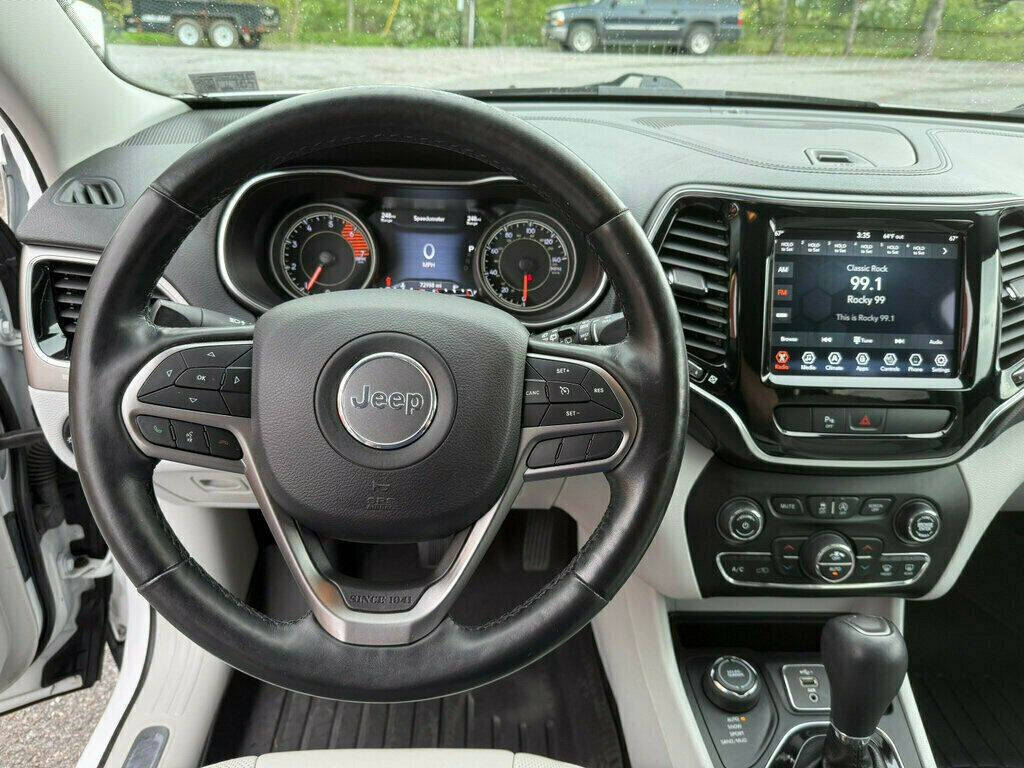 2019 Jeep Cherokee 26