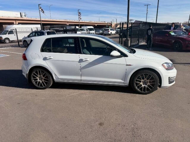 2016 Volkswagen Golf GTI SE