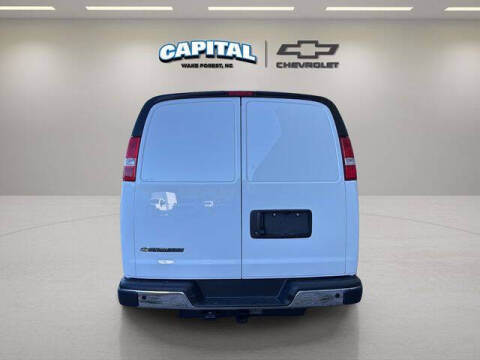 2025 Chevrolet Express 2500