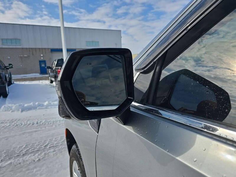 2024 GMC Yukon SLT