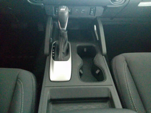 2024 Nissan Frontier SV