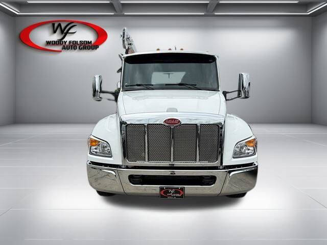 2025 Peterbilt 536