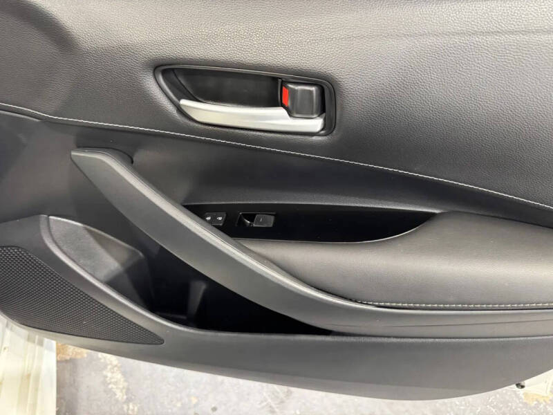 2020 Toyota Corolla Hatchback SE