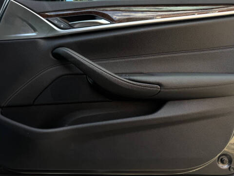 2019 BMW 5 Series 540i