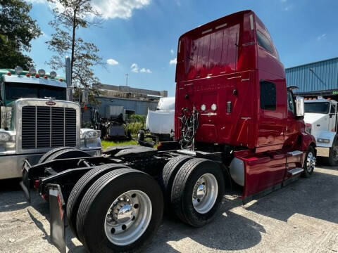 2018 International LT625