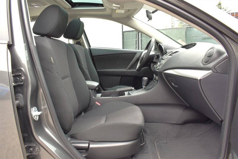 2013 Mazda MAZDA3