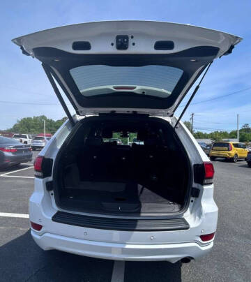 2019 Jeep Grand Cherokee Laredo