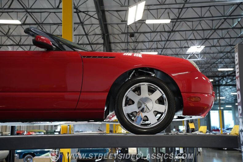 2002 Ford Thunderbird Deluxe