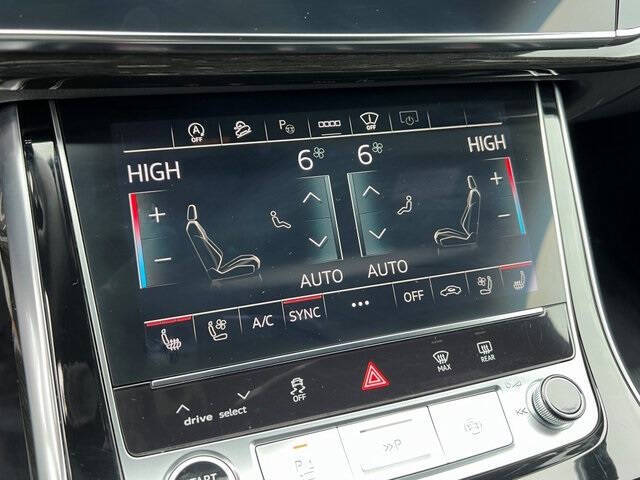 2025 Audi Q7 quattro Prestige 55 TFSI